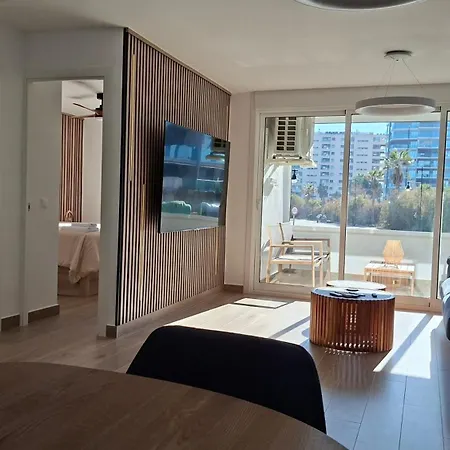 Stylish Frontline Punta Prima With Sea Views * טורבייחה