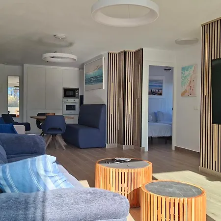 Stylish Frontline Punta Prima With Sea Views * טורבייחה