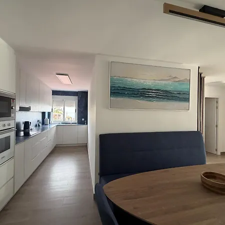 דירה Stylish Frontline Punta Prima With Sea Views טורבייחה